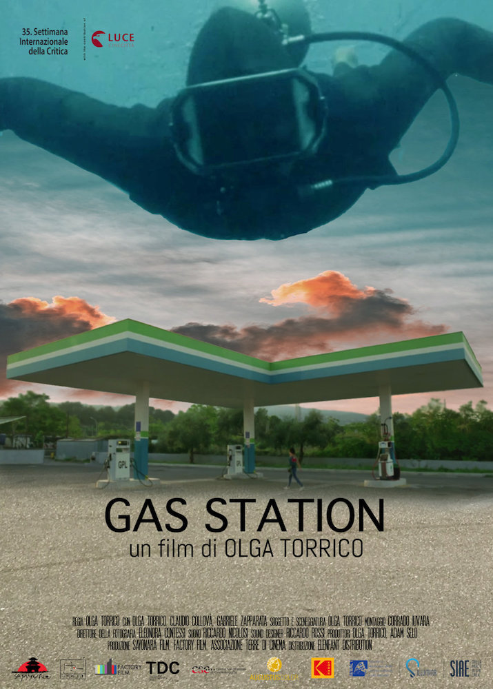 Gas-station-locandina