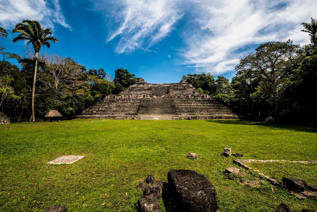 America-Centrale-maya-temple