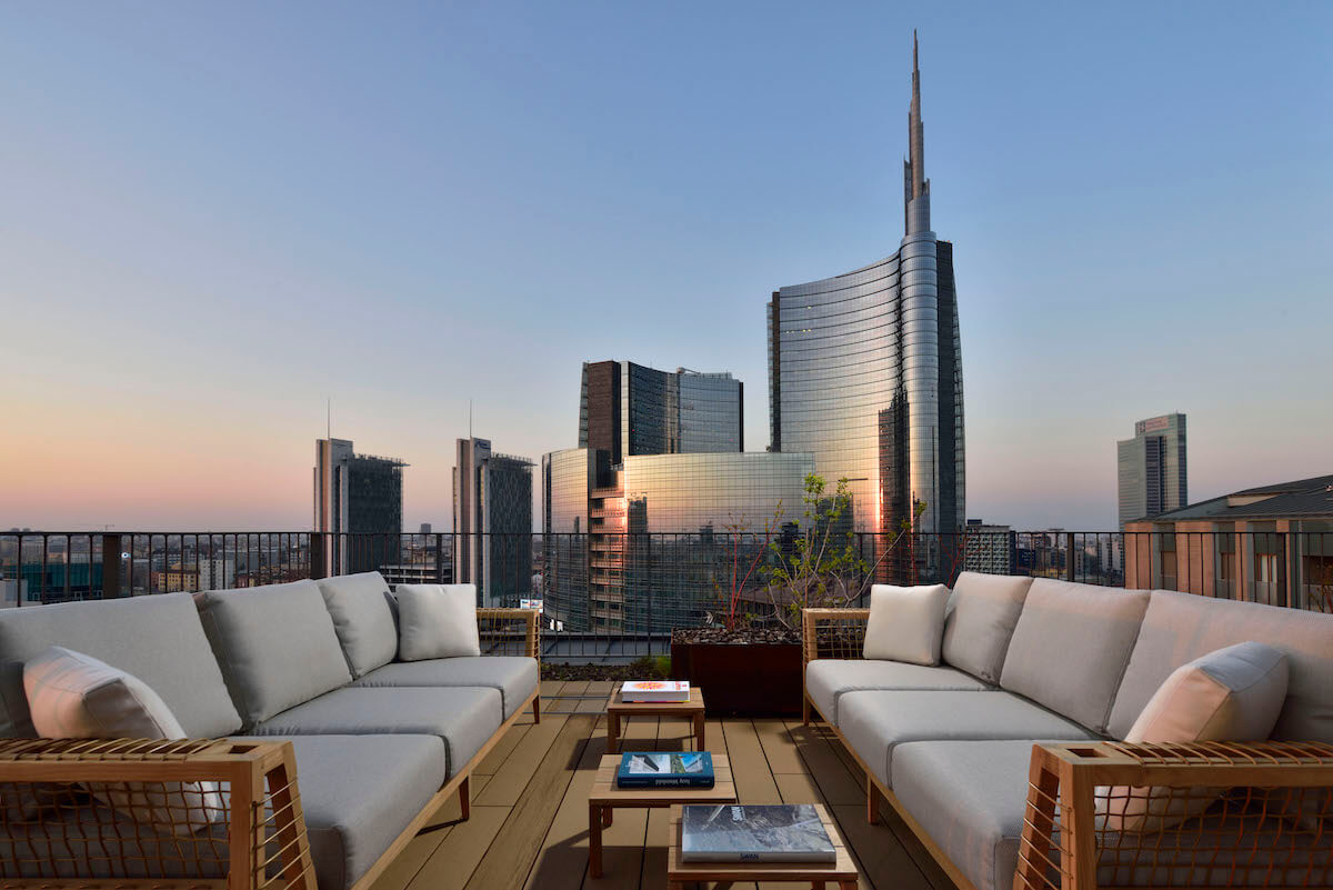 Concreta-MilanoVerticale-Milano-rooftop-tramonto-Ph credits Milano Verticale-UNAEsperienze